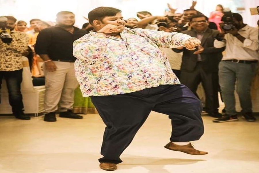 avinash purohit dancing videos are becoming social media sensations