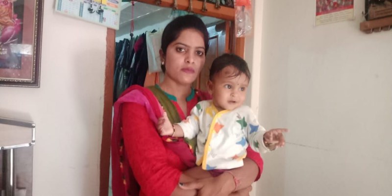 इवनिग वाक करने गई महिला के गले से सोने की चेन की हुई लूट