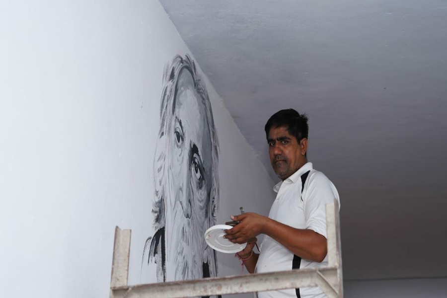 wall painting artist chinmay joshi of jodhpur
