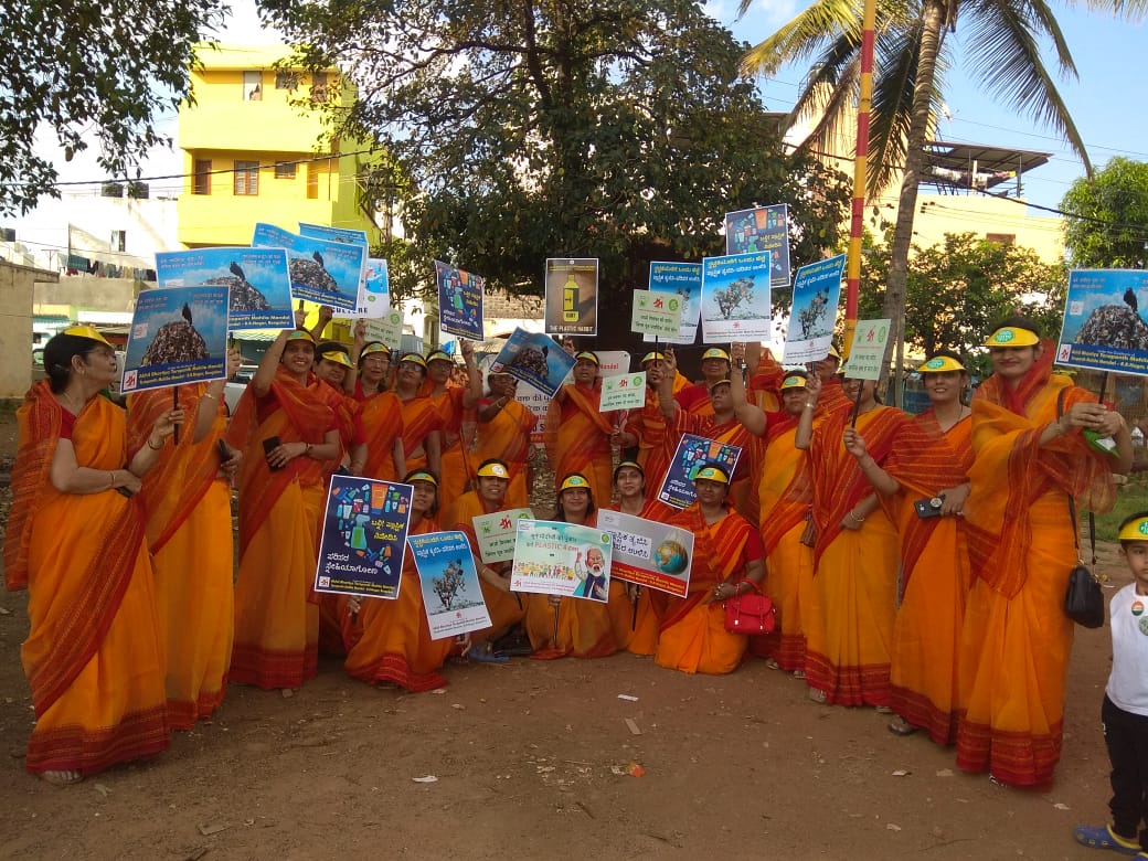 तेरापंथ महिला मंडल ने प्लास्टिक के विरोध में निकाली रैली