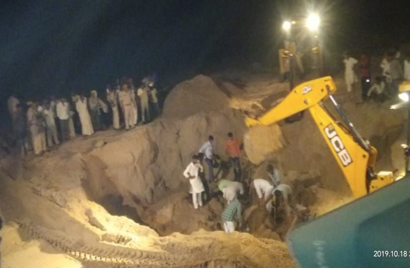 well collapsed in jaisalmer, man buried under rubble