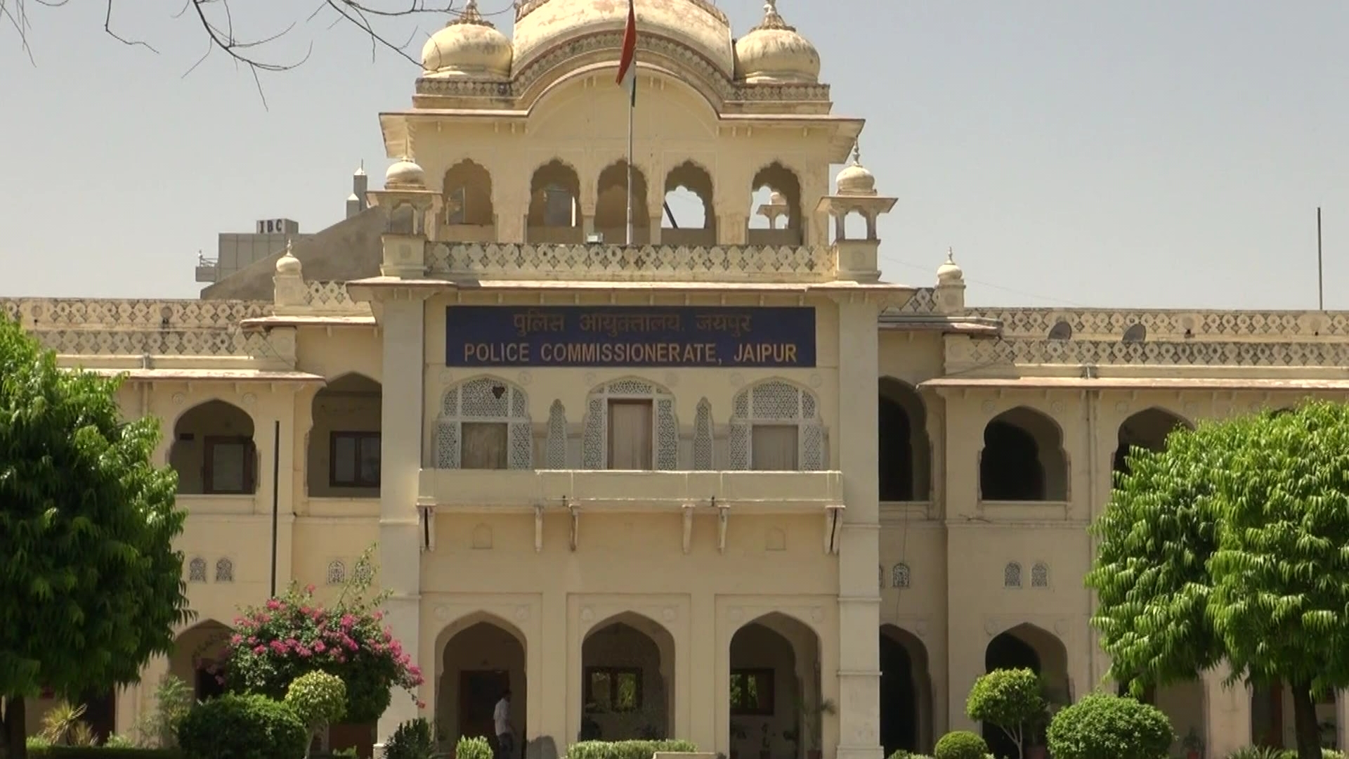 जयपुर में विदेशी युवती का पर्स पार