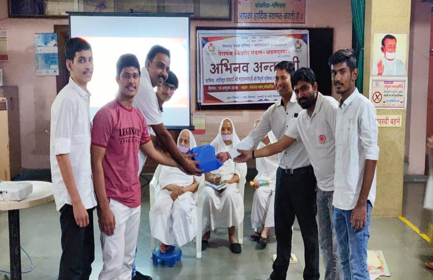जीवन की उपेक्षा है समय की उपेक्षा