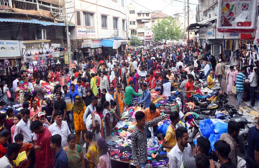 Ahmedabad News : 23 घंटे  रहेगा पुष्य नक्षत्र, यह रहेगा खरीदारी का शुभ मुहूर्त