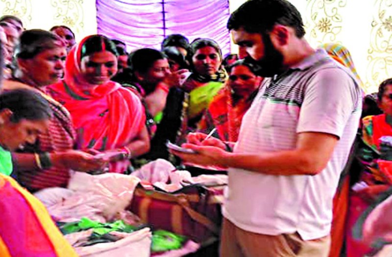 आयुर्वेदिक चूर्ण में एलोपैथिक दवाई मिलाकर हर महीने बेचते थे लोगों को, ड्रग विभाग ने जांचा सैंपल तो उड़ गए होश