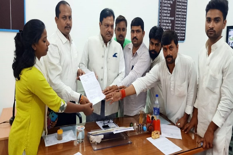 एनएसयूआई के छात्र