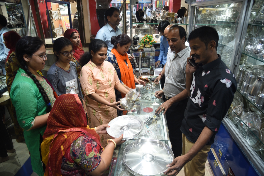 boom in market of jodhpur during pushya nakshatra diwali 2019