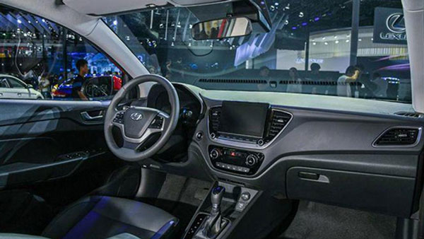 hyundai-verna-facelift-interio.jpg