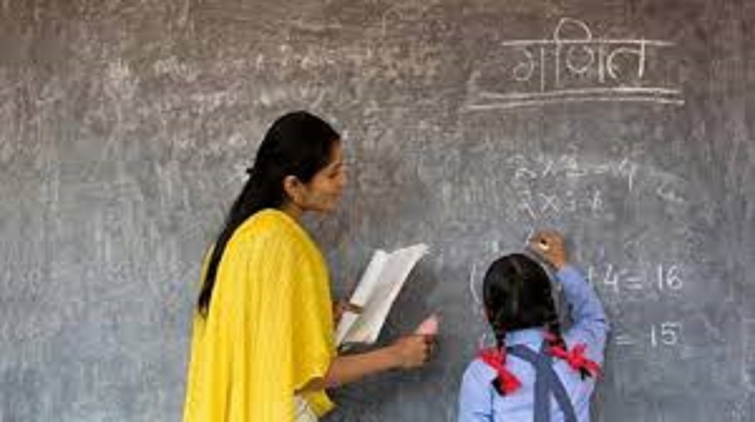 बिहार, झारखंड के शिक्षकों से कम तनख्वाह पा रहे बंगाल के मास्साब