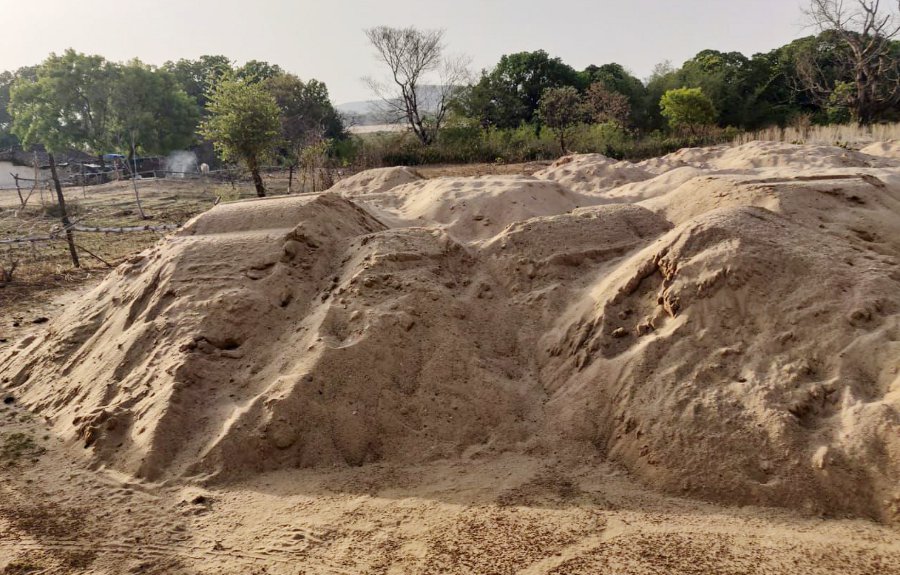 Singrauli sand mines will have a single contract arrangement