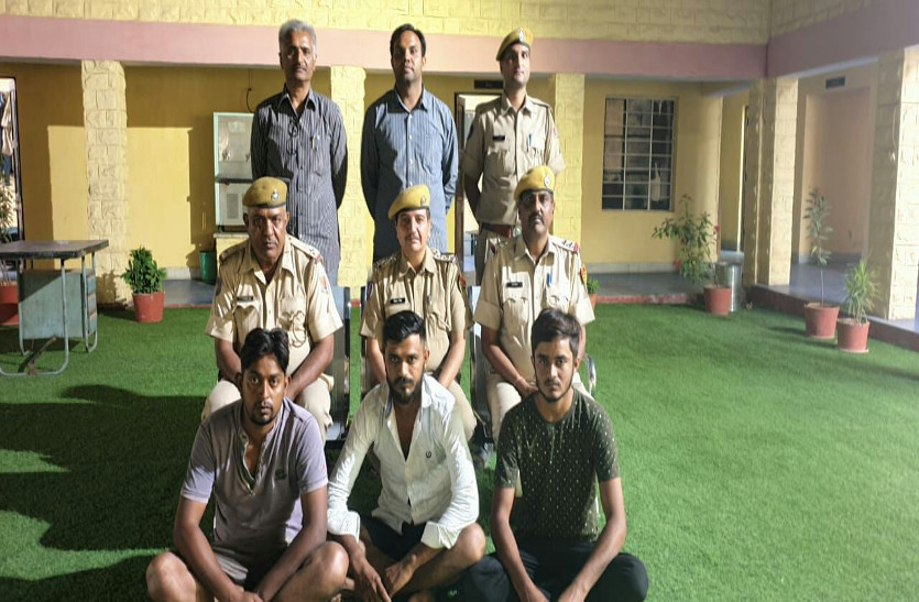 ढाबा लगाने को लेकर विवाद में घोंपे थे चाकू