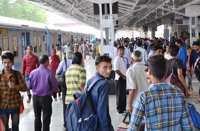 4 साल बाद ट्रैक पर उतरी सीकर-जयपुर ट्रेन जनता को नहीं आ रही रास ! जानिए क्या है वजह