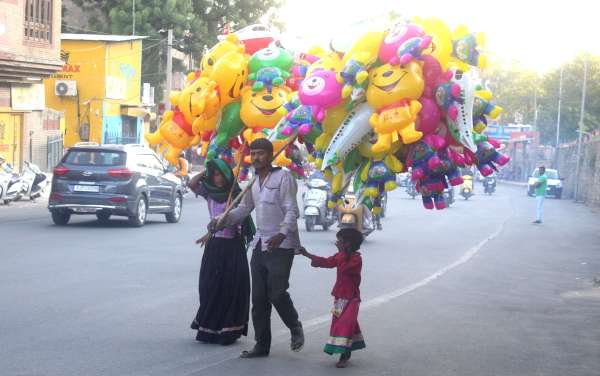 Diwali 2019 : दीपोत्सव की तैयारी में जुटे Ajmerites