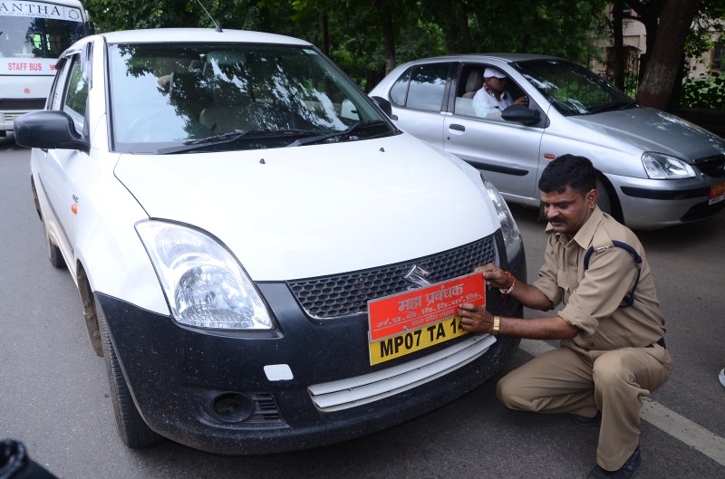 Tracking device in tempo