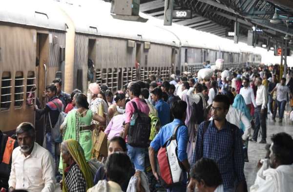 त्यौहारी सीजन में रेलवे ने चलाया विशेष टिकिट जांच अभियान