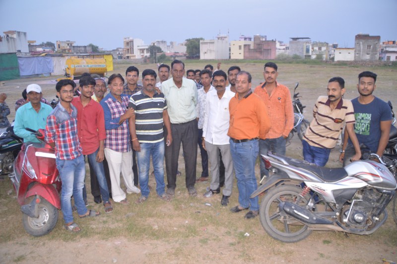 The administration reserved a place for the fire cracker market, but d