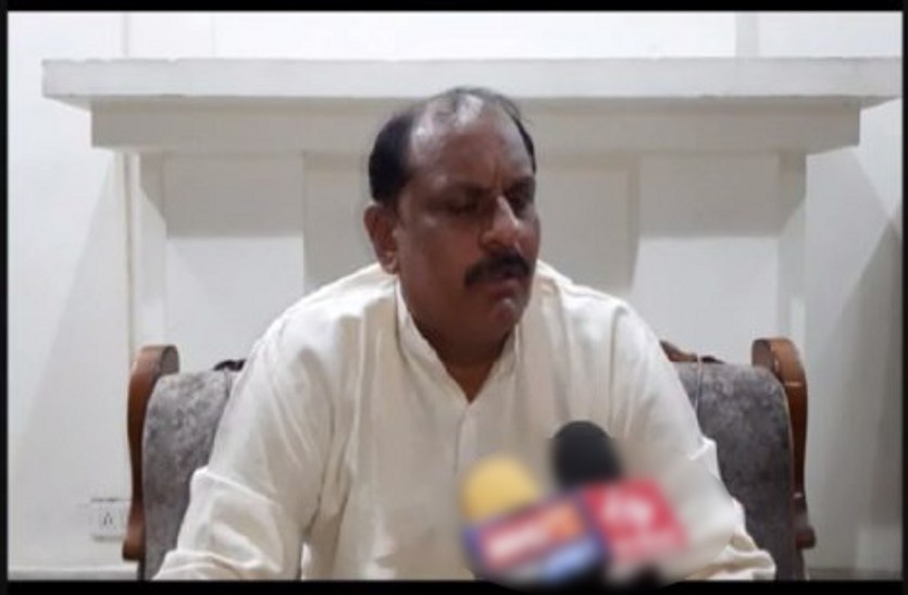 VIDEO : विधायक रघुराज कंषाना बोले अपराधियों को संरक्षण देने वालों को बख्शा न जाए