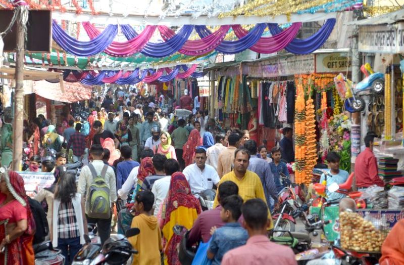 धनतेरस: दो दिन तक जमकर होगी खरीदारी, बाजार में बरसेगा 100 करोड़ का धन !