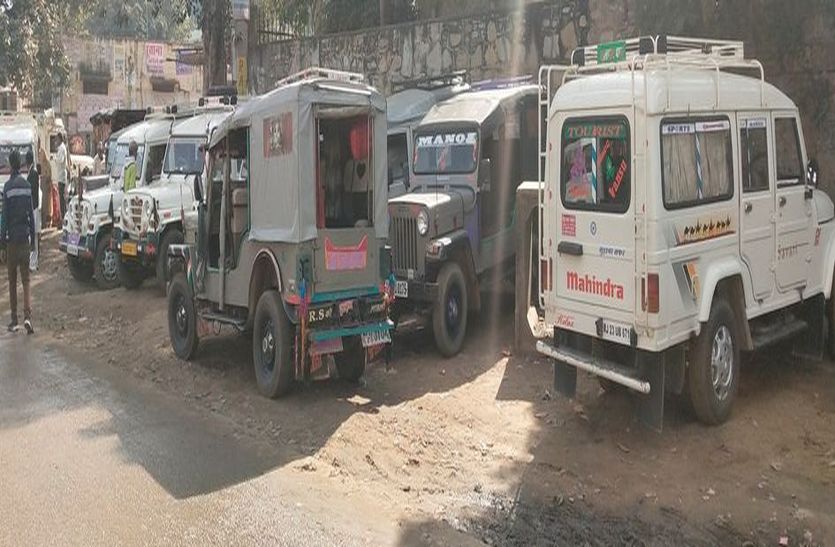 कस्बेवासियों के लिए अतिक्रमण बना नासूर