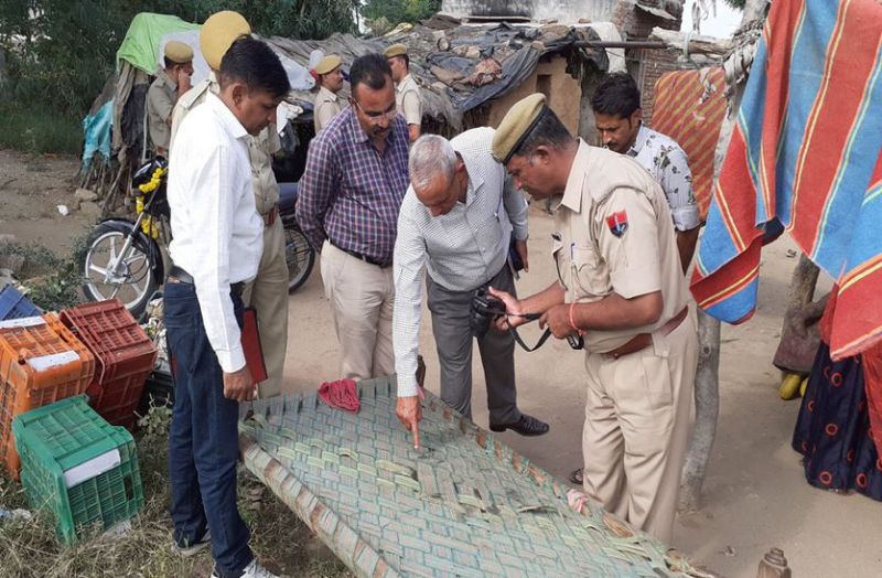 आठ साल की ममेरी बहन से बलात्कार, लहूलुहान हालत में वहीं छोड़ कर फरार