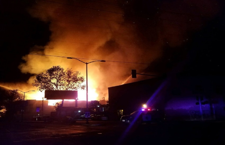 Fierce fire out in power department office Prayagraj in middle night