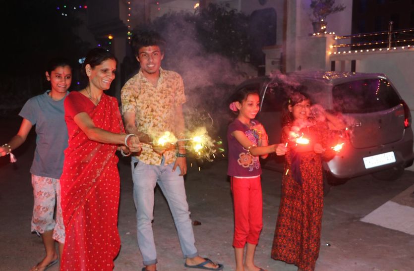 Increased noise pollution in residential area due to firecrackers in bhilwara