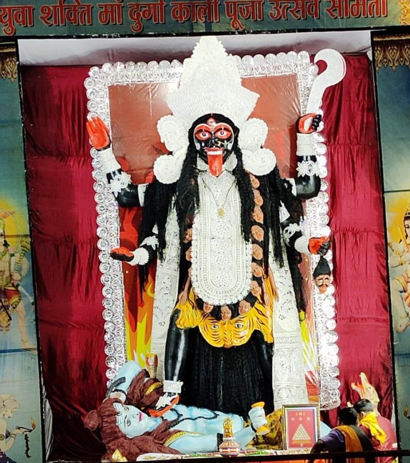 यहां अमावस की रात में होती है मां काली की विशेष पूजा