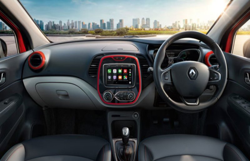 renault-captur-dash.jpg
