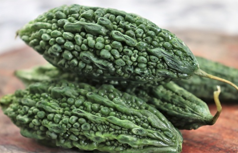 करेले का जूस मधुमेह और मोटापा घटाने में कारगर