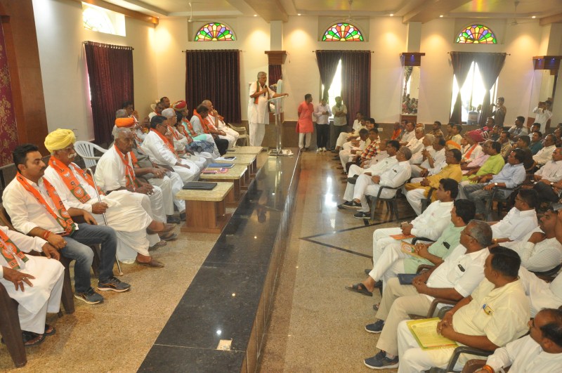 BJP in search of winning candidate, 150 applications in workshop