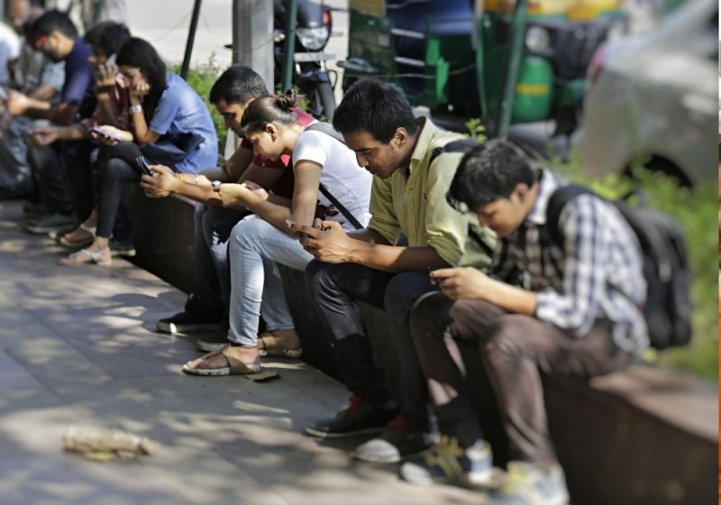 रिलायंस जिओ को झटका देने के लिए BSNL ने निकाला धमाकेदार प्लान, 5 मिनट से ज्यादा कॉल करने पर मिलेंगे 6 पैसे