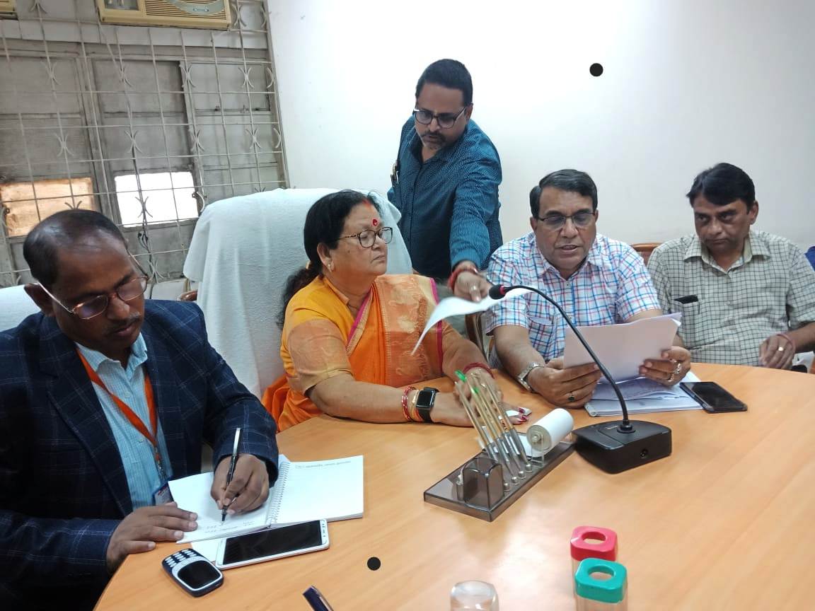 मेयर पांडेय ने सीएमओं को तलब कर दिया अल्टीमेटीम, हालात नहीं सुधरे तो सीएम से करूंगी शिकायत