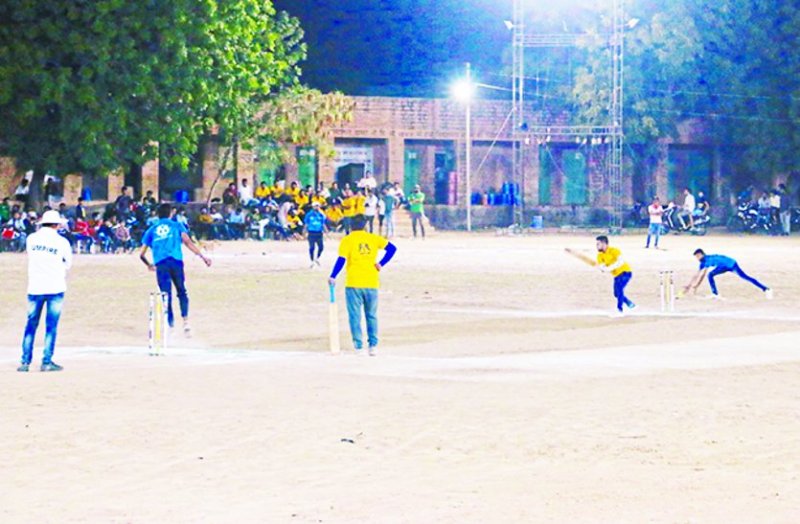 Players showed power in semi-final matches