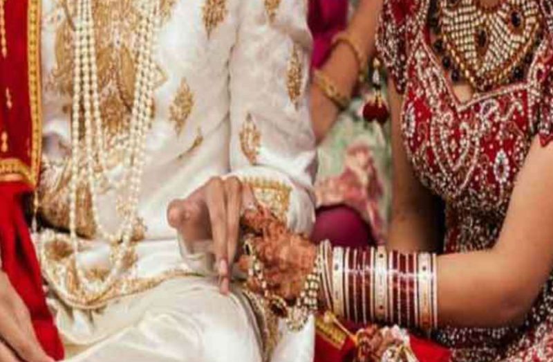 यहां दूल्हा और दुल्हन का लगता है मेला, पान खिलाने के बाद हो जाती है शादी