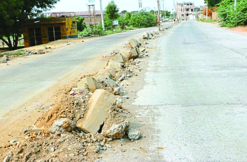 Broken road is not built, there is problem in traffic