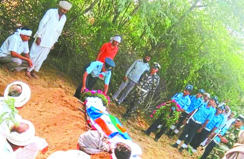 Bee attack on Air soldier who came to celebrate Diwali, death