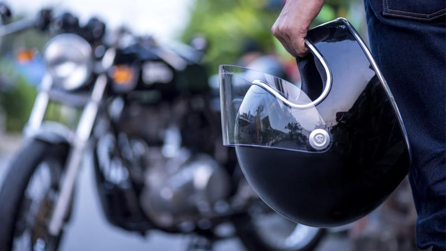 Follow traffic rules for life safety