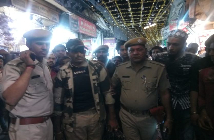 सेना के कमांडो की वेश में दरगाह में घुसा युवक!