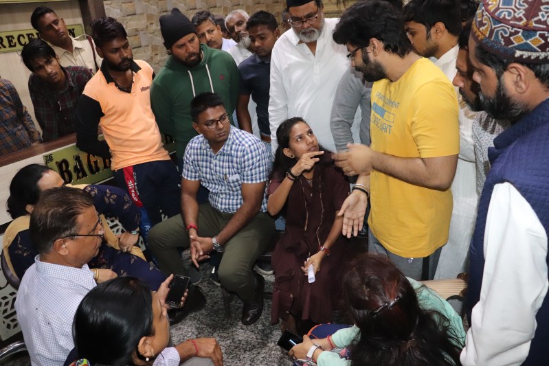 गेस्ट हाउस सीज करने में लापरवाही, जेईएन निलम्बित