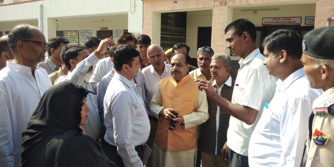 Railway PSC Board Chairman Rameshchandra Ratna reached Nokha with team
