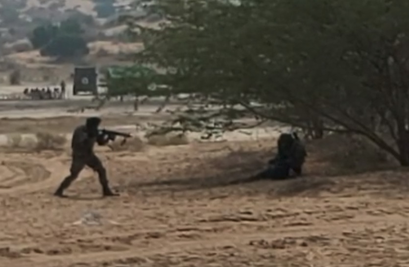 'सेना और आतंकवदियों के बीच दो-दो हाथ, धमाकों से गूंजे रेतीले धोरे'
