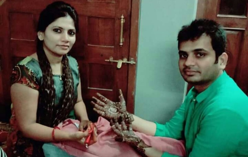 Story from music to farewell now in mehndi design