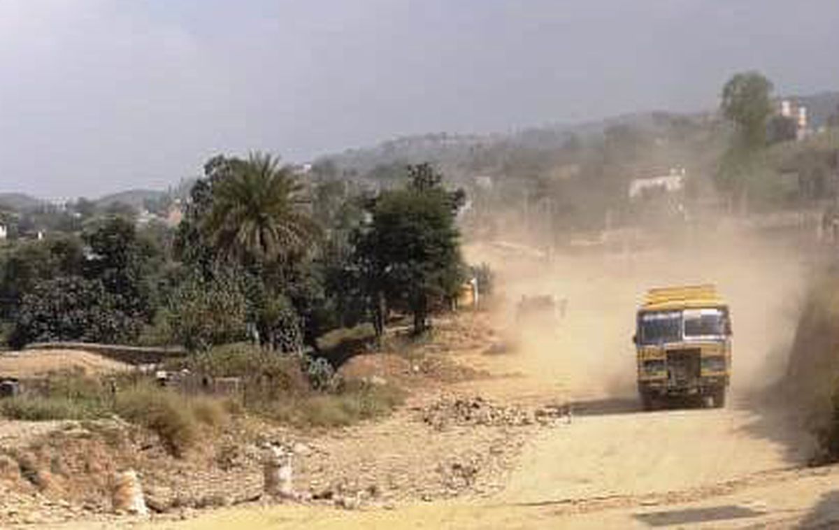 निर्माण खामियों की अनदेखी से बीमार हो रही हैं ग्रामीण जिंदगियां