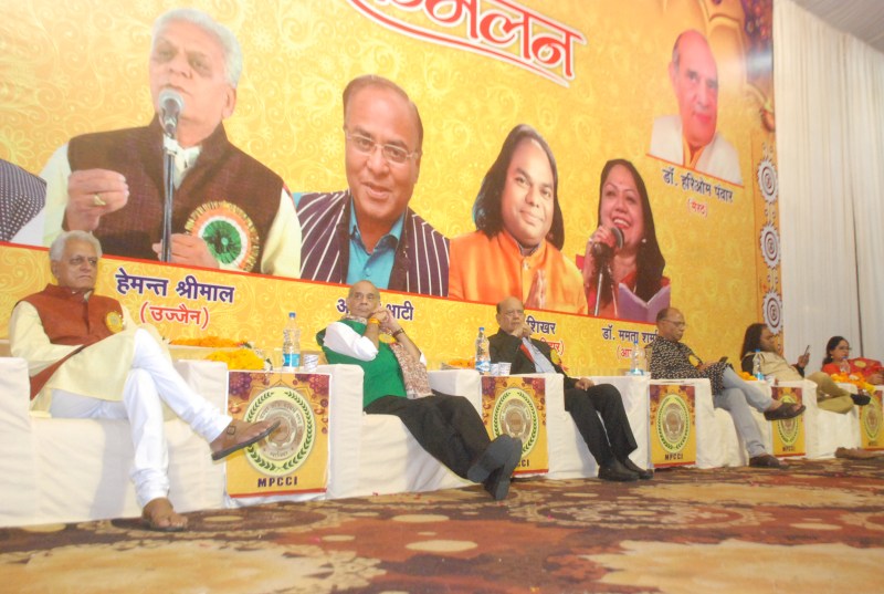 जनता तो बेचारी लाश है हिंदू राजा हुआ तो जला दी जाएगी, मुसलमान राजा हुआ तो दफना दी जाएगी