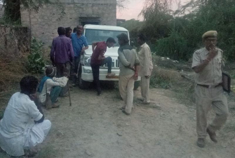 टांके में कूद कर पे्रमी युगल ने दी जान