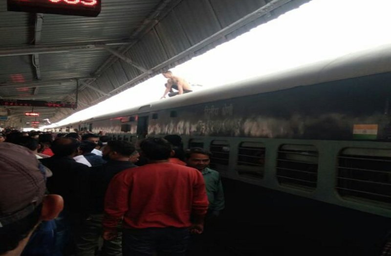 आटो चालक