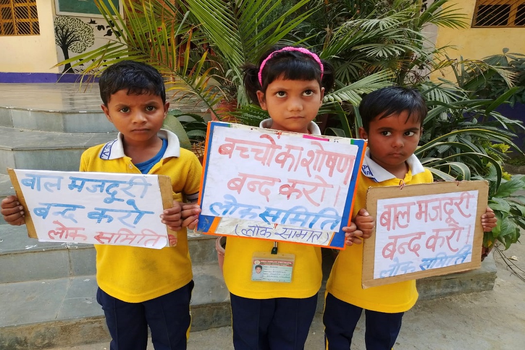 Children protest against child labor in Varanasi