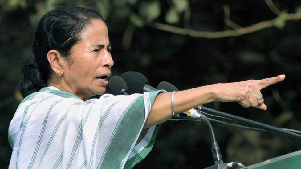 पश्चिम बंगाल की सीएम ममता बनर्जी का केंद्र पर बड़ा आरोप