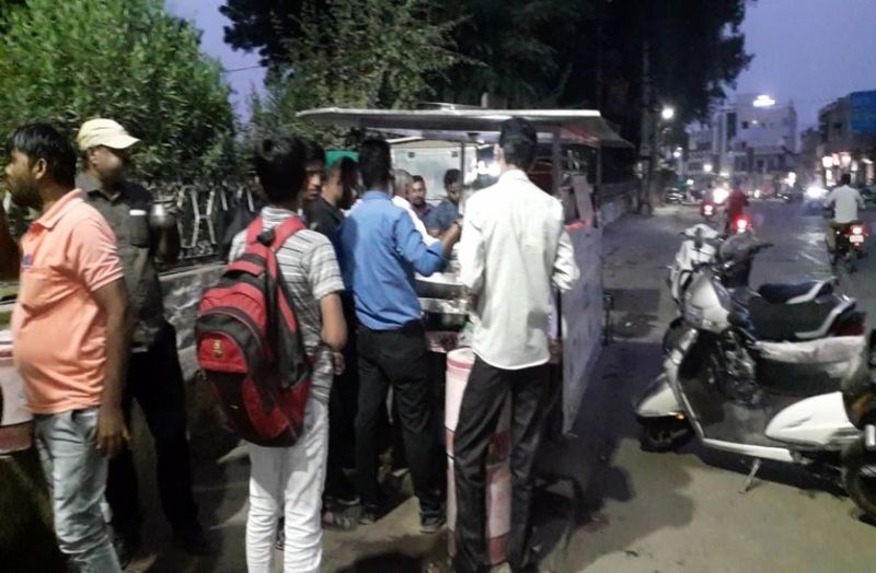 'पत्रिका टीम ने किया शहर का दौरा, खुलकर बोले मतदाता...यहां हर काम के लिए कमीशन तय होता है... हमें कमीशनखोर नेता नहीं चाहिए...