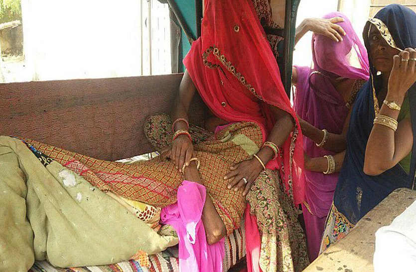 Woman haning in bhilwara